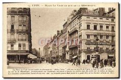 CPA Lyon place le Viste et rue de la Republique 