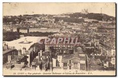 CPA Lyon vue generale Quartier Bellecour et Colline de Fourviere 