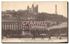 CPA Lyon place Bellecour et Coteau de Fourviere 