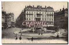 CPA Lyon Place des Jacobins La Fontaine 