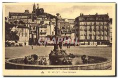 CPA Le Puy Place Michelet 