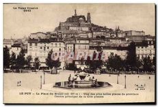 CPA Le Puy La Place du Breuil Une des plus belles places de province Centre principal se la Cite por