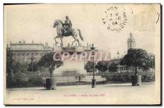 CPA Lyon Statue de Louis XIV 