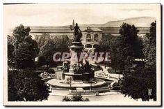 CPA Lyon La Place Carnot Monument de la Republique et gare Perrache 
