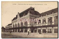 CPA Lyon Nouvelle Gare de Geneve et des Brotteaux 