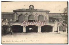 CPA Lyon Gare de Perrache Les Voutes et la Facade 