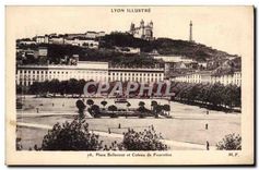 CPA Lyon Place Bellecour et Coteaux de Fourviere 