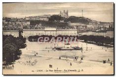 CPA Lyon La Place Bellecour Vue d'ensemble 