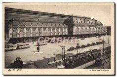 CPA Lyon La Gare des Brotteaux Tramways