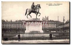 CPA Lyon Place Bellecour Statue de Louis XIV 
