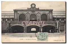 CPA Lyon La Gare de Perrache 