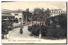 CPA Lyon Gare de Perrache et Hotel Terminus 