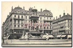 CPA Lyon Fontaine de la Place des Jacobins 