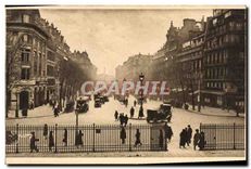 CPA Paris La rue Royale vue de la Madeleine 