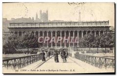 CPA Lyon Palais de Justice et Basilique de Fourviere 