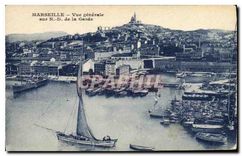CPA Marseille Vue generale sur ND de la Garde 