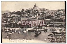CPA Marseille Vue prise du Transbordeur sur ND de la Garde 