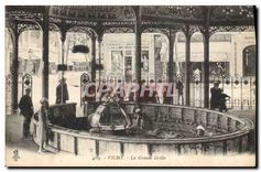 CPA Vichy La Grande Grille 