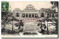 CPA Vichy La Facade du Casino Vue sur le Parc 