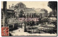 CPA Vichy Le Casino Un Coin de la Terrasse 