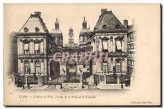 CPA Lyon L'Hotel de Ville Facade de la Place de la Comedie
