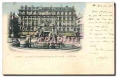 CPA Lyon La Fontaine Bartholdi (Place des Terreaux)