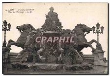 CPA Lyon Fontaine Bartholdi Place des Terreaux