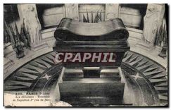 CPA Paris (7e arrt) Les Invalides Tombeau de Napoleon Ier (vu de face)