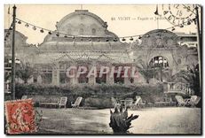 CPA  Vichy Facade et jardin du Casino