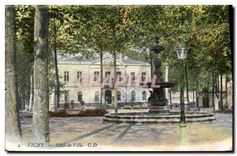 CPA Vichy Hotel de Ville