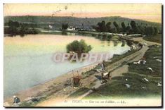 CPA Vichy Une vue sur l'Allier