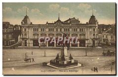 CPA Vichy Place de la Republique