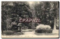 CPA Vichy Le Nouveau Parc Une Allee