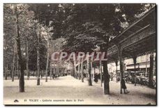 CPA Vichy Galerie couverte dans le Parc