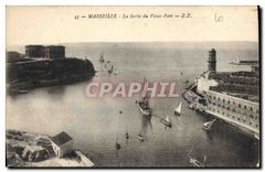 CPA Marseille La Sortie du Vieux Port