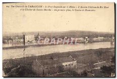CPA Vue Generale de Tarascon Le Pont Suspendu sur le Rhone