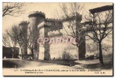CPA Tarascon Le Chateau du Roi Rene situe sur le bord du Rhone