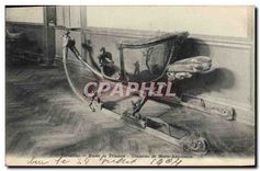 CPA Versailles Musee de Trianon Traineau de Marie Antoinette