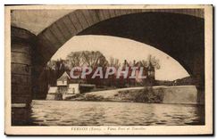 CPA Vernon (Eure) Vieux Pont et Tourelles