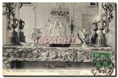 CPA Versailles Grand Trianon Chambre a Coucher de Louis Philippe 