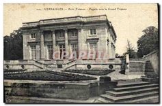 CPA Versailles Petit Trianon Facade vers le Grand Trianon 