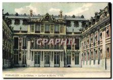 CPA Versailles Le Chateau La Cour de Marbre 