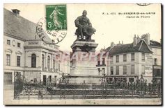 CPA St Germain en Laye Statue de Thiers 