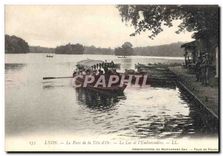 CPA Lyon Le Parc de la Tete d'Or Le Lac et l'Embarcadere 
