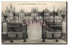 CPA Palais de Fontainebleau Cour des Adieux 