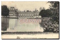 CPA Palais de Fontanebleau L'Etang des Carpes 