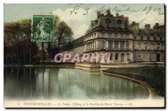 CPA Fontainebleau Le Palais l'Etang et le Pavillon du Musee Chinois Chine China