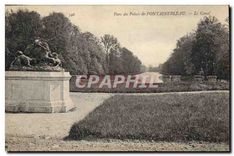 CPA Parc du Palais de Fontainebleau Le Canal 