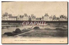 CPA Palais de Fontainebleau Vue prise du Parterre 