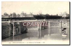 CPA Fontainebleau Le Chateau et la Cascade 